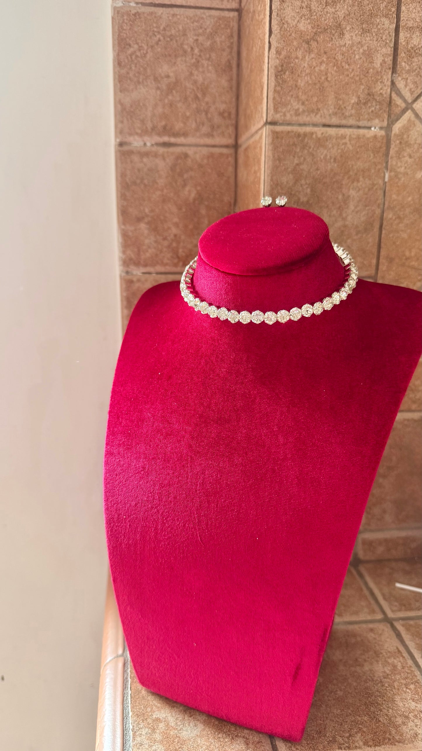 Chocker Sveva