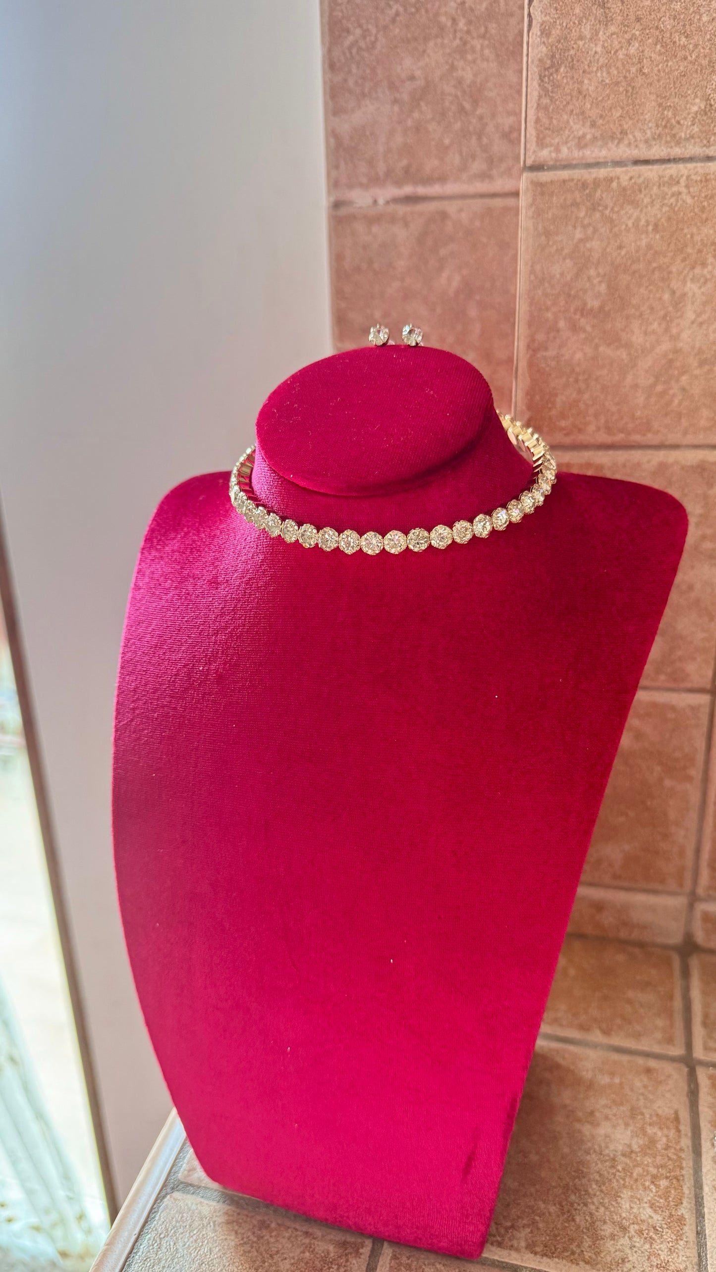 Chocker Sveva