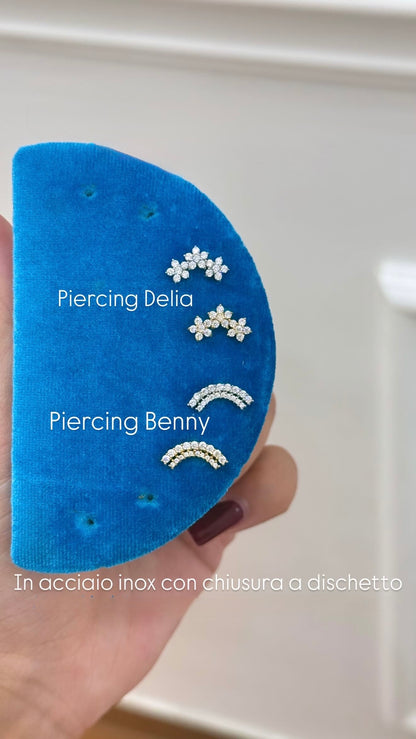 Piercing Delia-Benny
